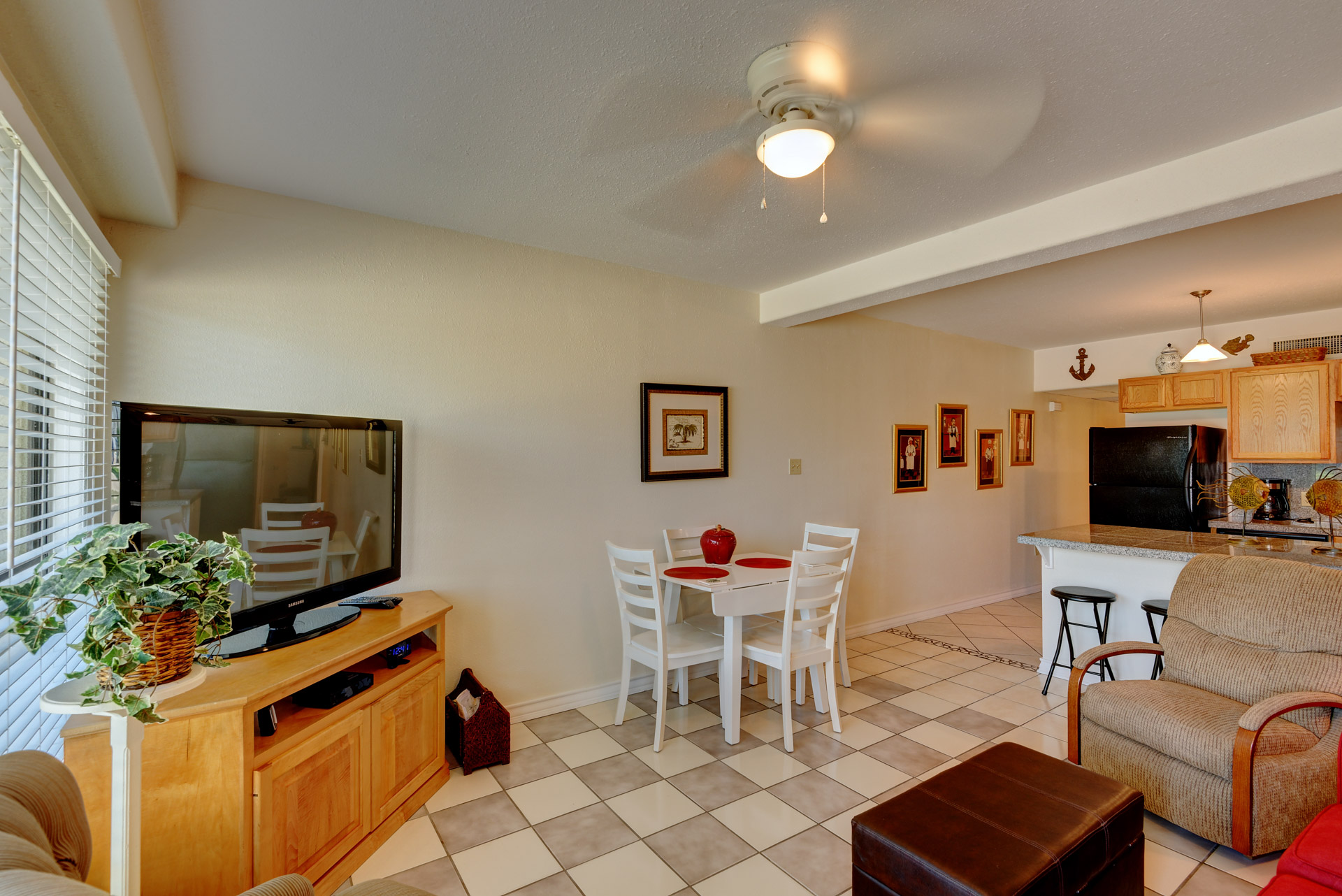 Pictures of GG's Beach Hideaway Port Aransas Vacation Rental Property